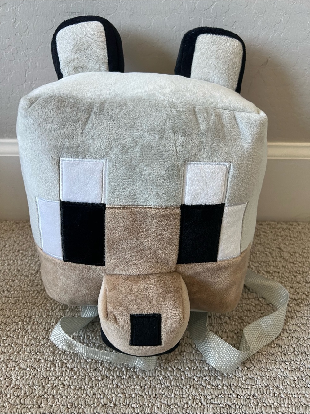 Minecraft Wolf Plush Backpack NWT $12